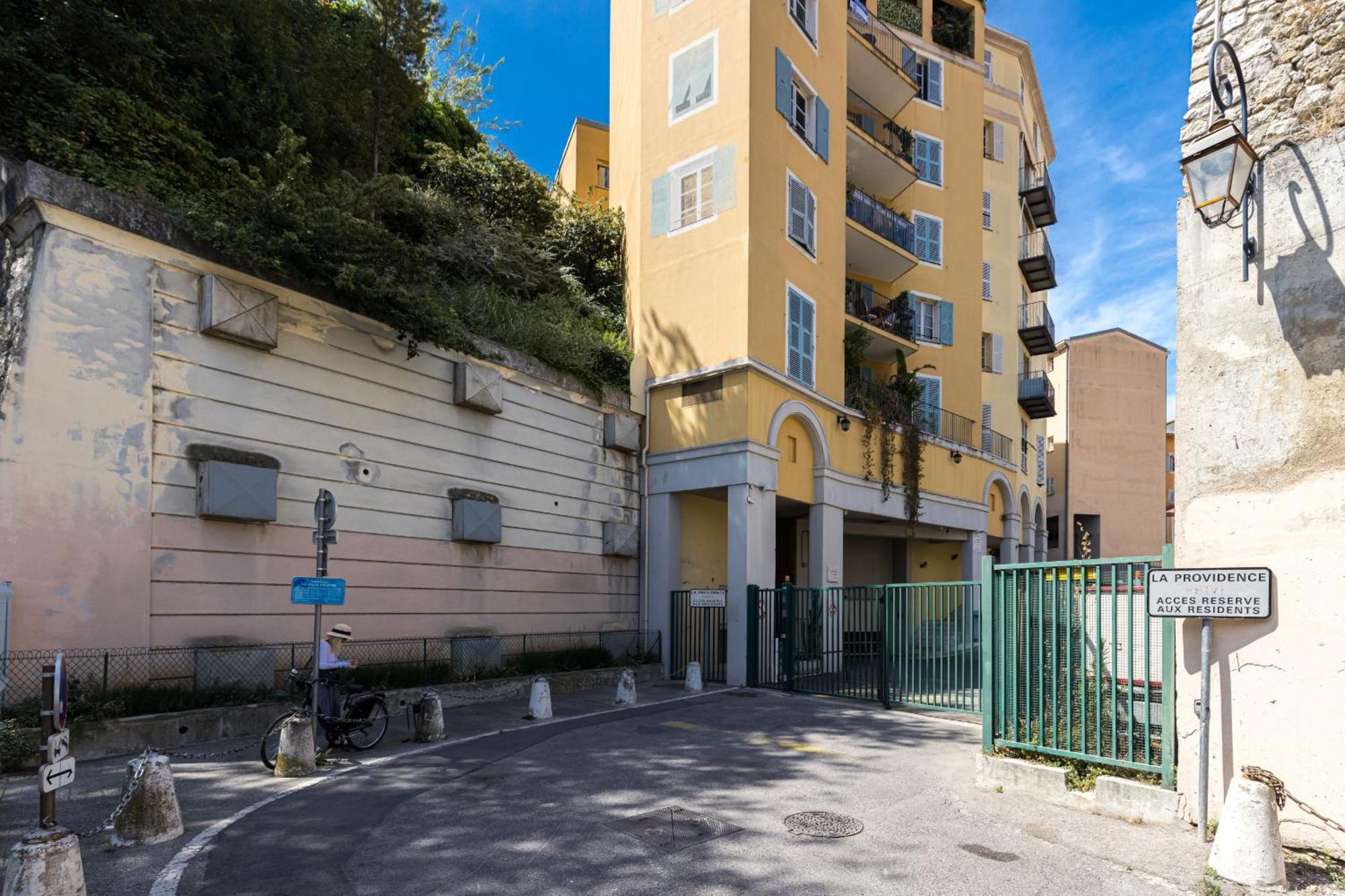 2 Bdrs & Parking In The Old Town ! Apartment Nice Exterior photo